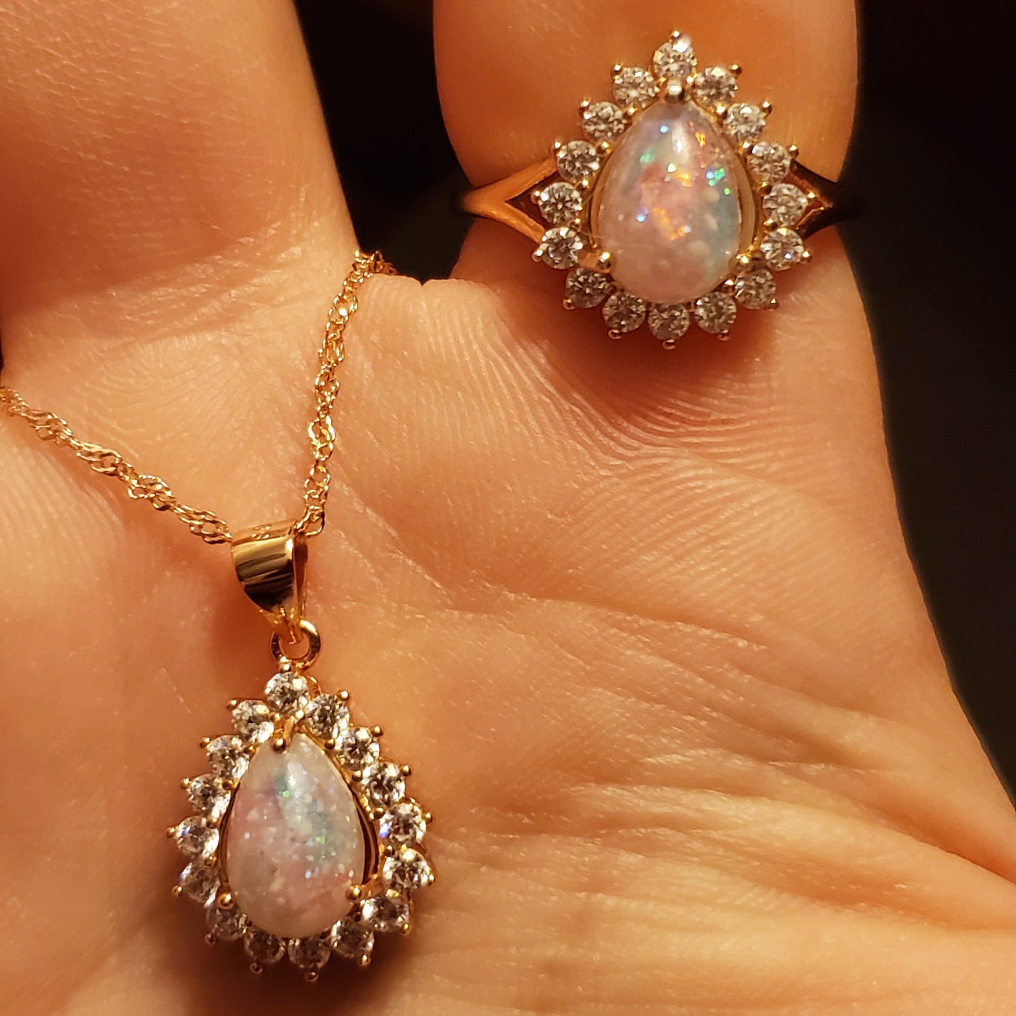 Aryana Necklace