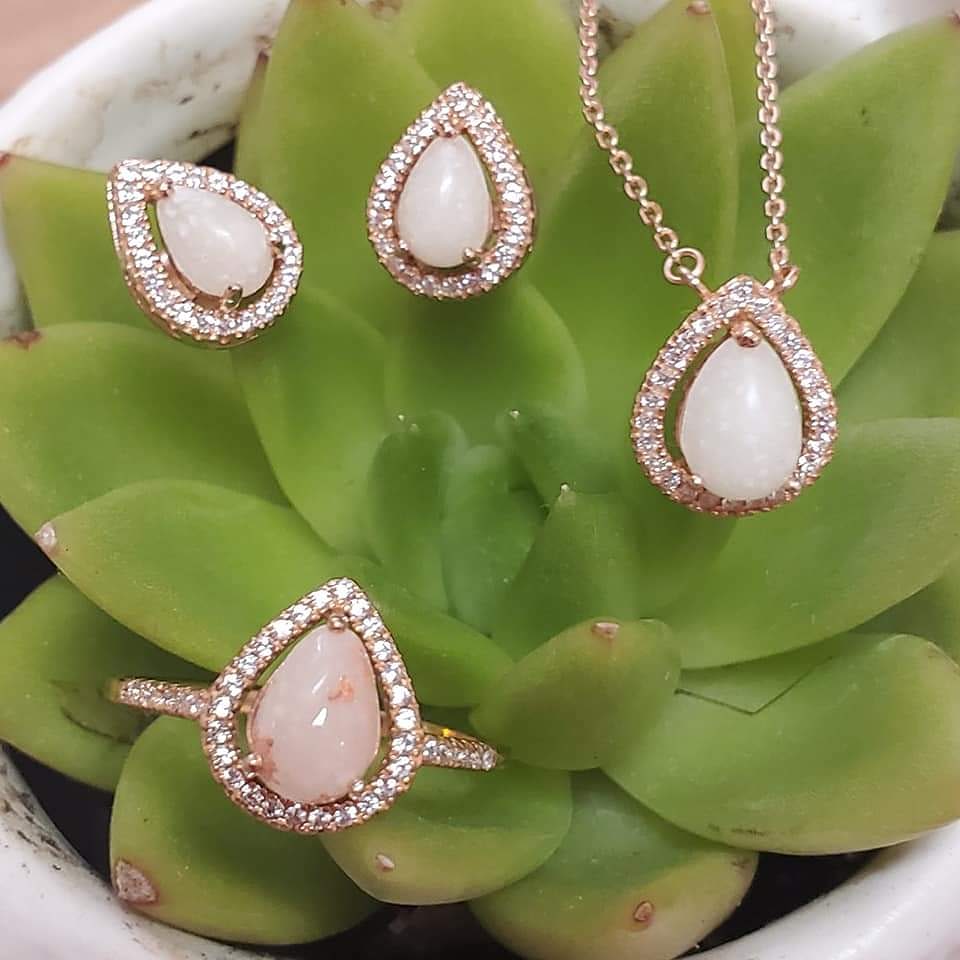 Freya Necklace