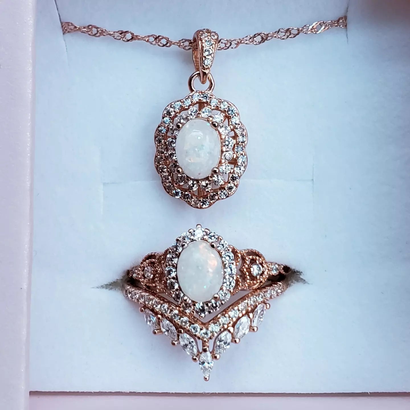 Tiara